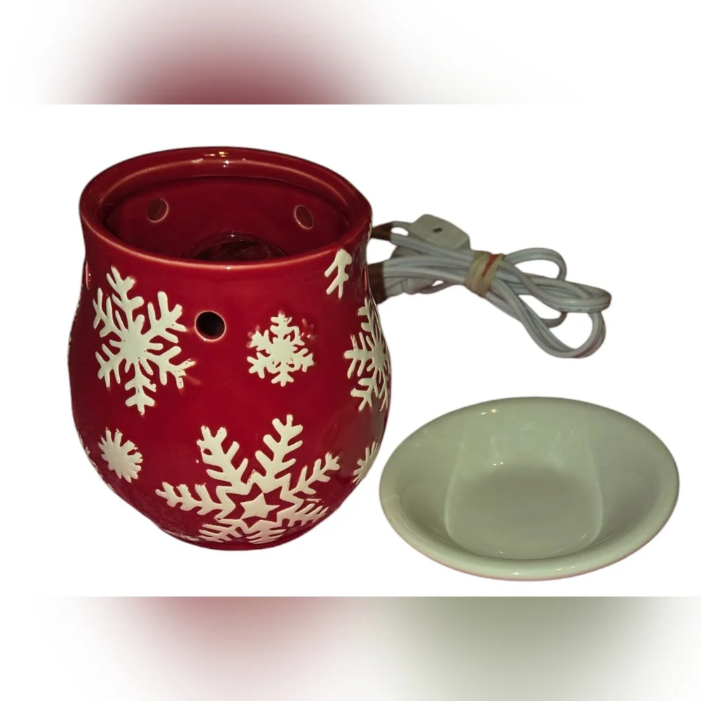 Wax Warmer Red With White Snowflakes & White Melting Dish